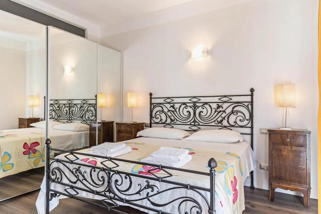 Apartment Appartamento Gemini 2 Bardolino Italy